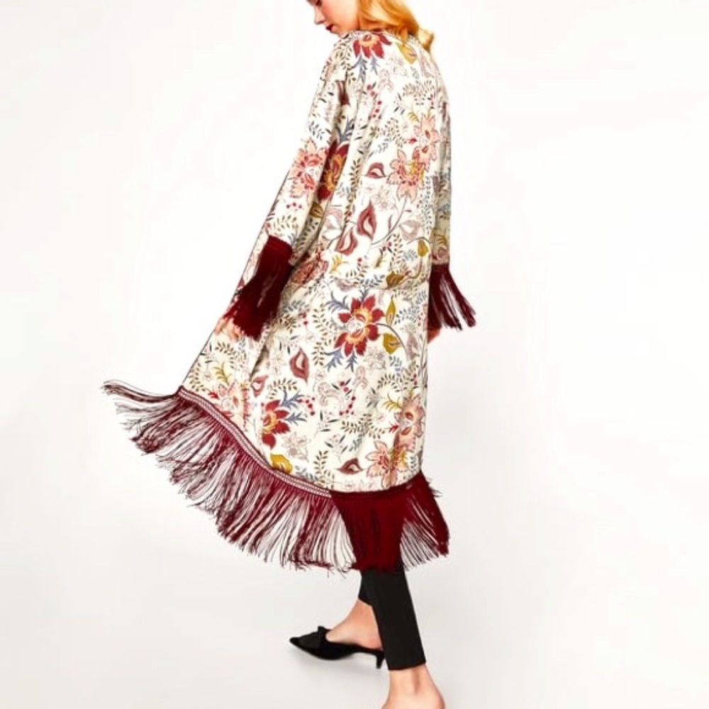 Zara burgundy kimono with fringe- L-XL